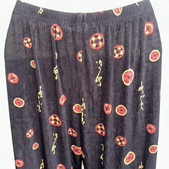 Chico’s Travelers black pull on pants with red & gold Asian inspired print - Picture 6 of 9